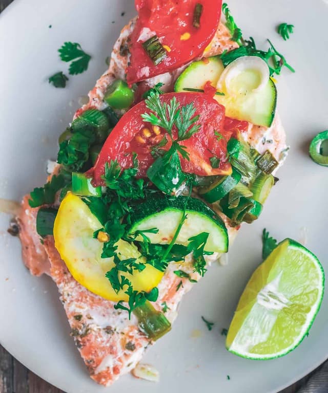 MediterraneanStyle Oven Baked Salmon in Foil Punchfork