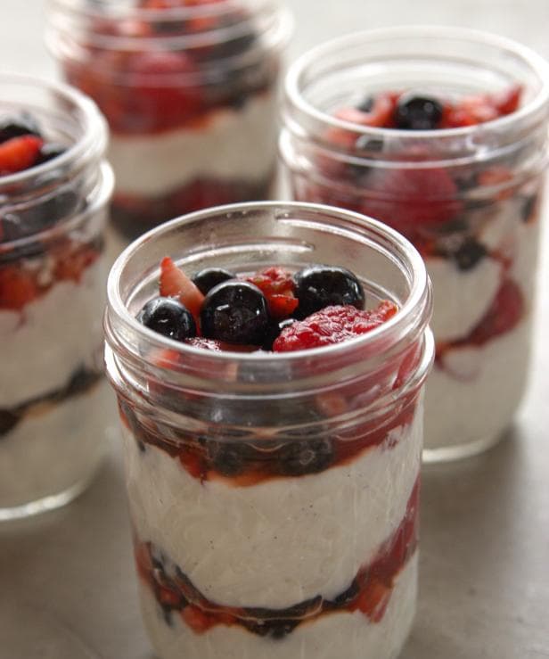 Vanilla Berry Yogurt Parfaits Punchfork