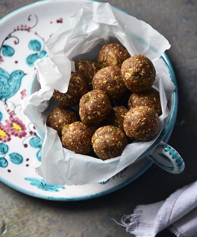 NoBake Oatmeal Cookie Energy Bites (GlutenFree) Punchfork