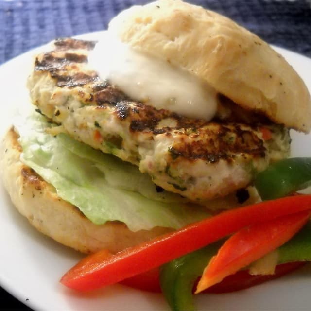 Chicken Tartar Burger Punchfork