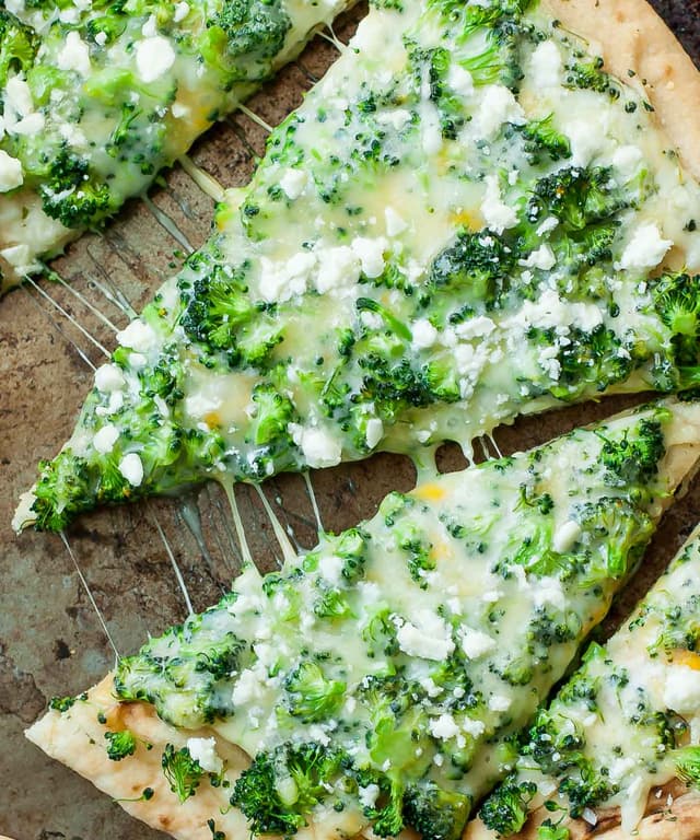 FourCheese Broccoli Pizza Punchfork