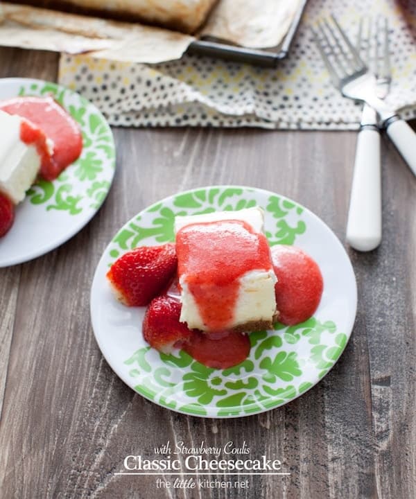 Classic Cheesecake with Strawberry Coulis Punchfork