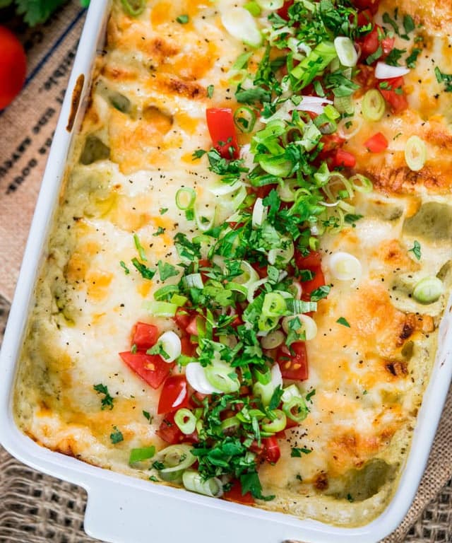 Quick and Easy Green Chile Chicken Enchilada Casserole Punchfork
