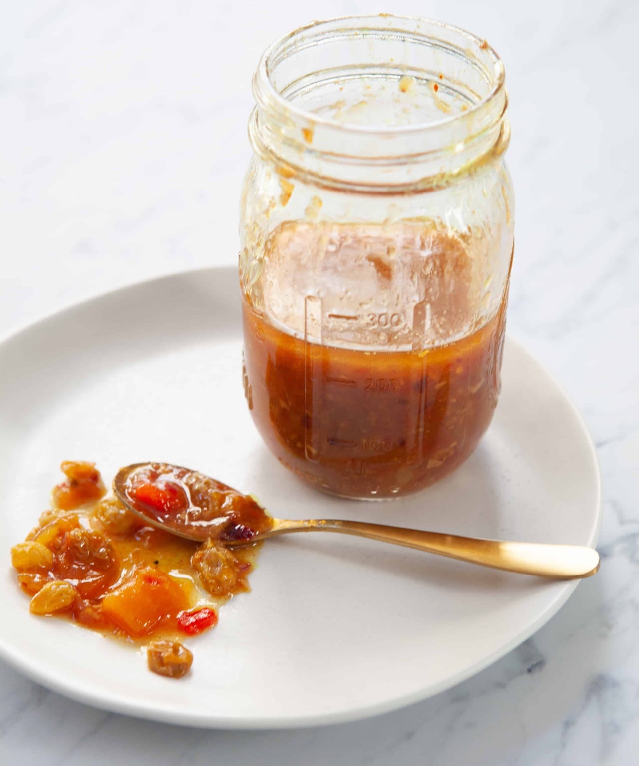 10Minute Mango and Golden Raisin Chutney Punchfork