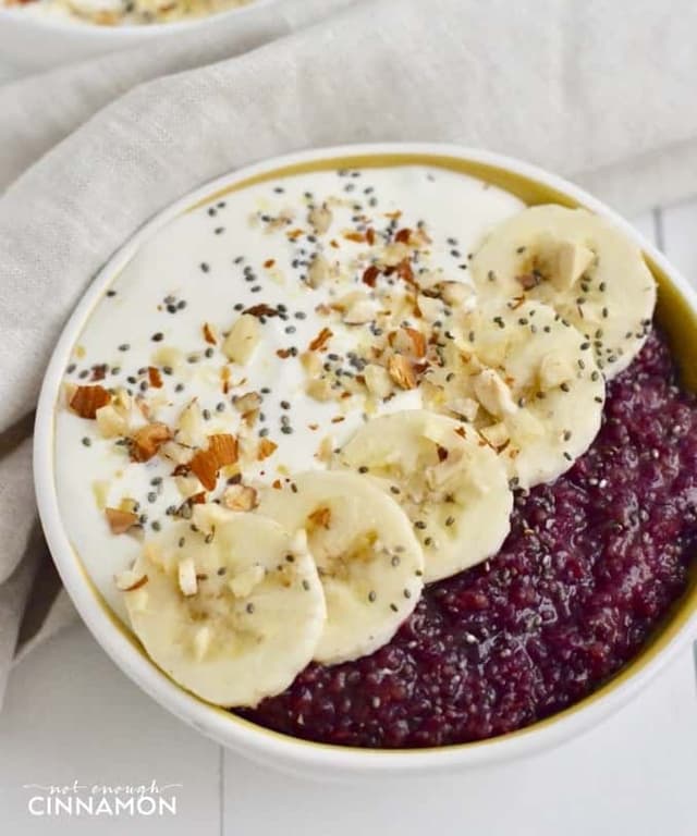 Berry Quinoa Breakfast Bowl Punchfork