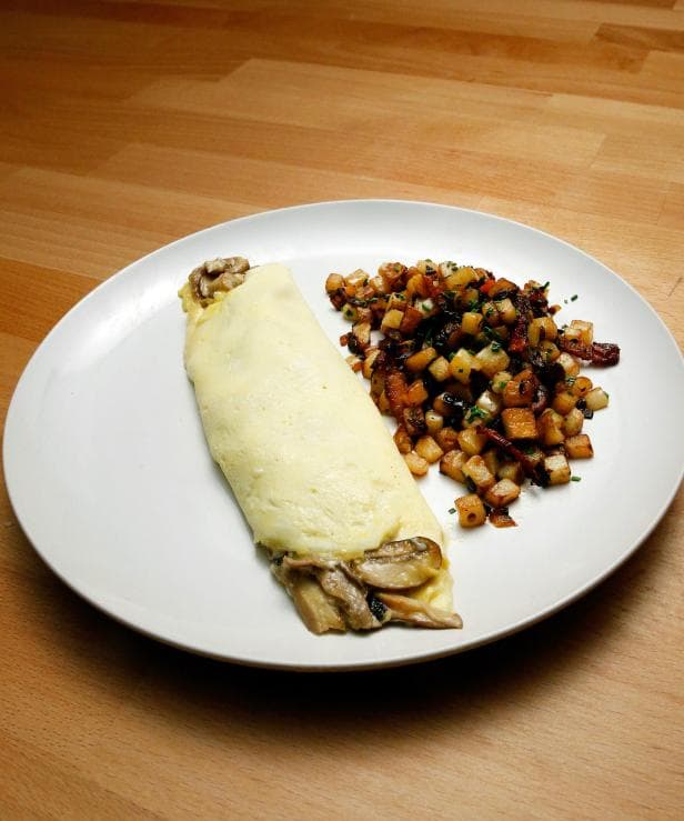 Mushroom Omelet with Bacon and Onion Hash Punchfork