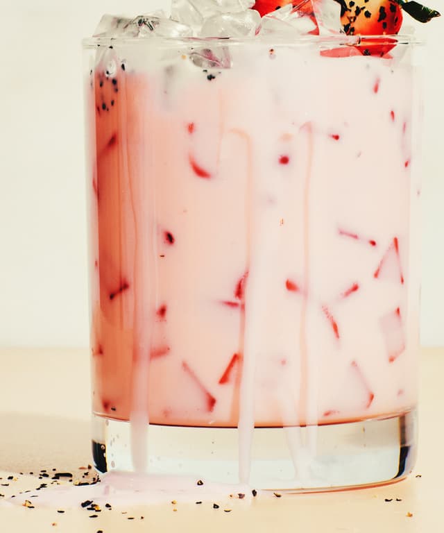 Slippery When Wet (StrawberryGin Cocktail) Punchfork