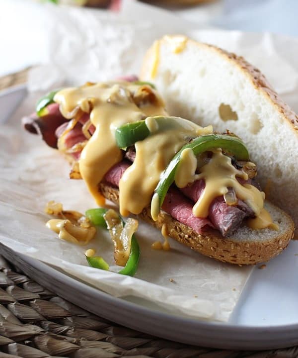 Skinny Roast Beef, Pepper and Cheddar Sandwiches Punchfork