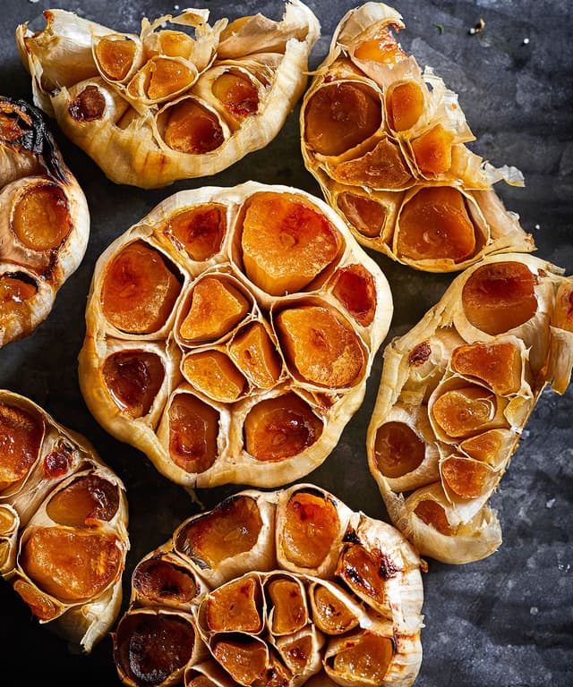 Clay PotRoasted Garlic Punchfork