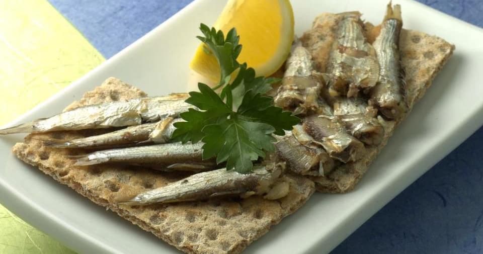 Sardines on Crackers Punchfork
