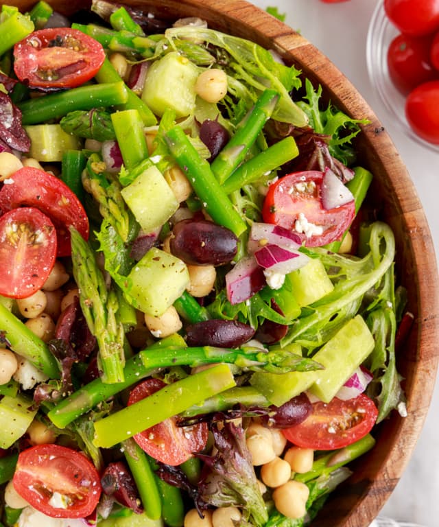 Chopped Asparagus and Chickpea Salad Punchfork