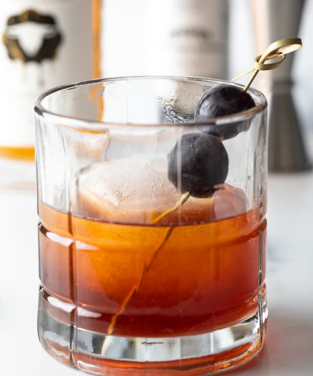 Screwball Peanut Butter Whiskey Drink (Skrewball PB&J Cocktail) Punchfork