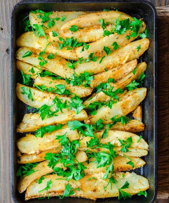 Greek Potatoes with Lemon and Garlic Punchfork