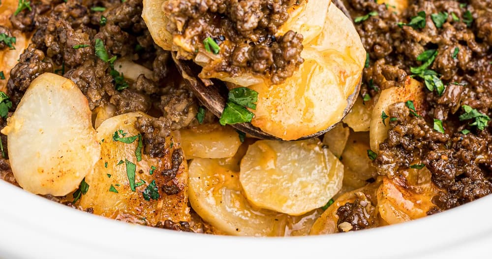 Slow Cooker Beef and Potatoes Au Gratin Punchfork