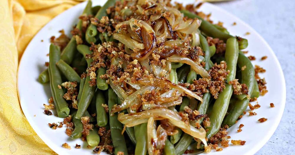 Green Beans with Sauteed Onions and Crunchy Za'atar Breadcrumbs Punchfork