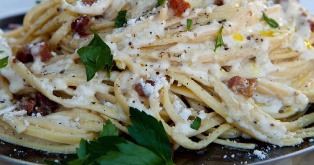 Cacio e Pepe with Crispy Pancetta Punchfork