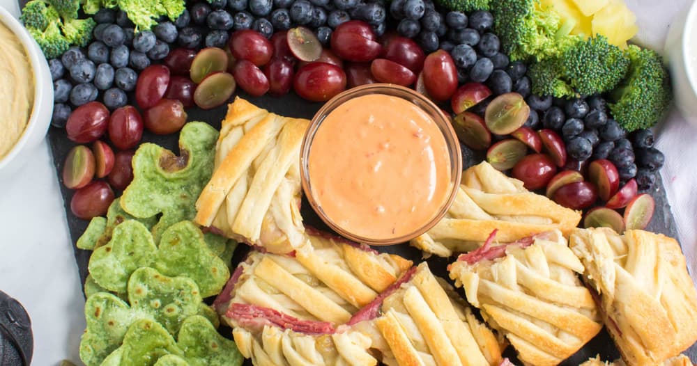 st patricks day appetizer board