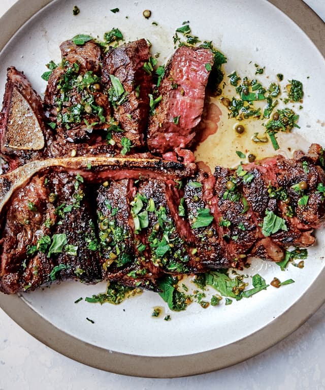 Steak with sauce