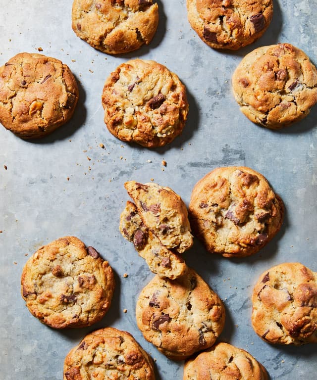 NYC's Giant Gooey Chocolate Chip Cookies Punchfork