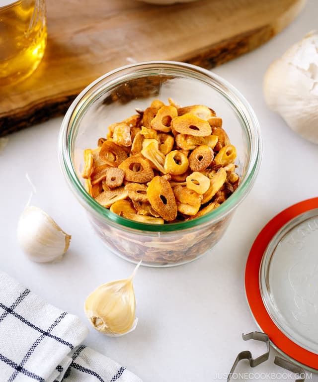 Garlic Chips Punchfork