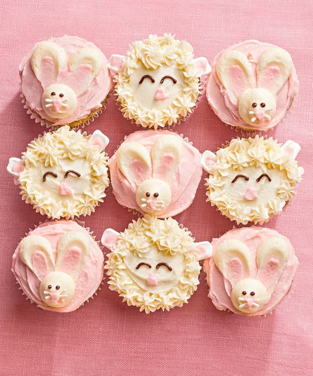 Hummingbird Cupcakes with Cream Cheese Frosting Punchfork