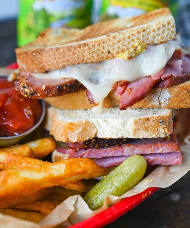 Slow Cooker Pastrami Sandwich Punchfork