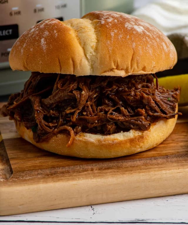 Slow Cooker BBQ Beef Sandwiches Punchfork