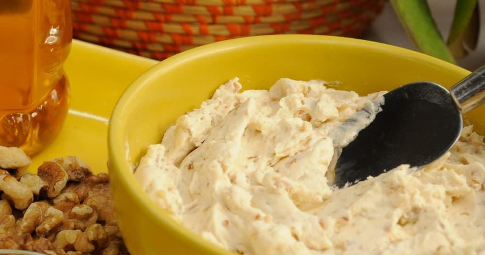 HoneyWalnut Cream Cheese Punchfork