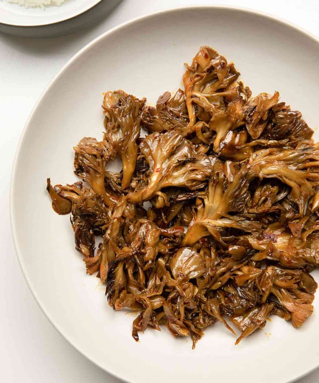 StirFried Maitake Mushrooms with Garlic and Chile Oil Punchfork