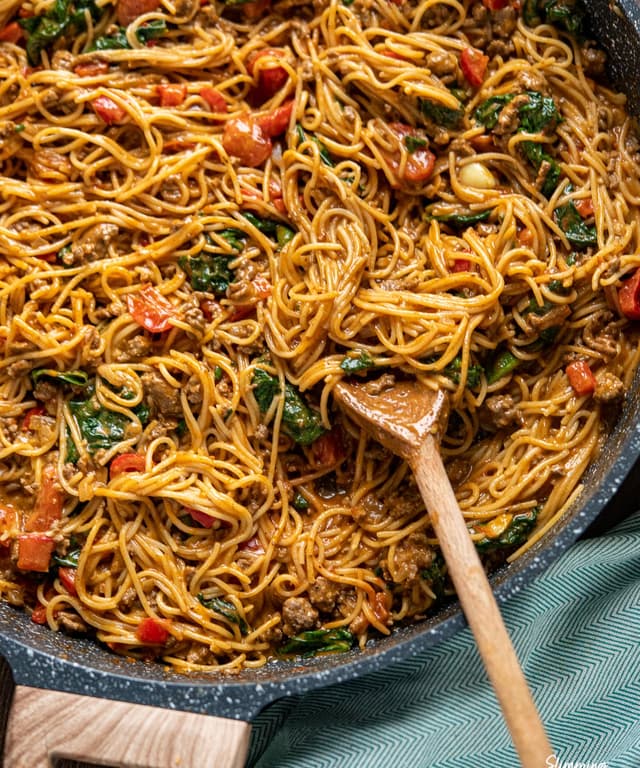 One Pot Creamy Beef Harissa Pasta Punchfork