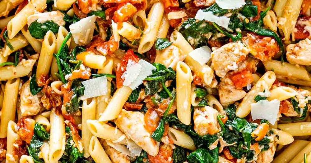 Tomato Spinach Chicken Pasta Punchfork