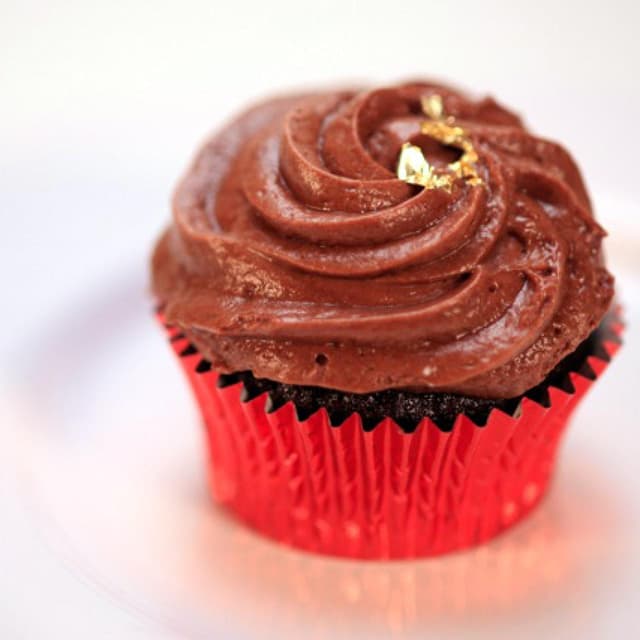 Sweet Chocolate Port Cupcakes, Port Wine Reduction Syrup, Raspberry ...
