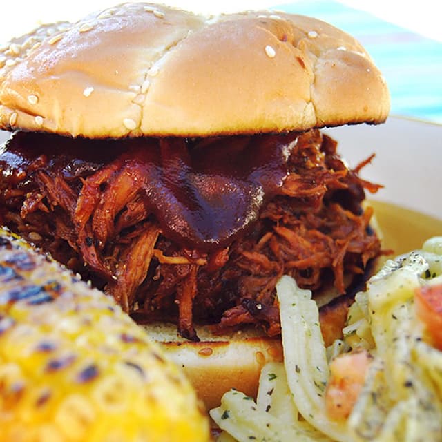 Slow Cooker Texas Pulled Pork Punchfork