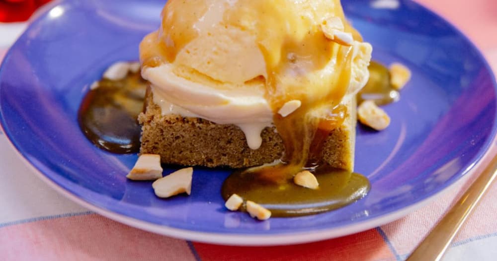 Loaded Butterscotch Sauce Sundae | Punchfork
