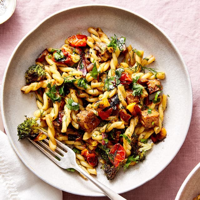 Herby Pasta Salad with Tempeh Bacon & Roasted Vegetables Punchfork