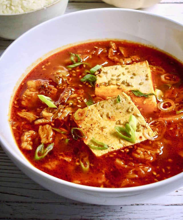 Kimchi Jjigae (Korean Kimchi Stew) Punchfork