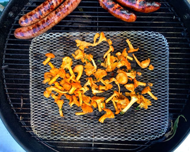 Grilled Chanterelle Mushrooms with Parsley and Lemon Punchfork