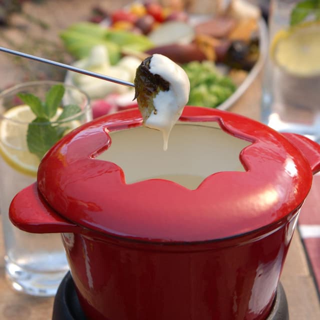 Four Cheese Fondue with Assorted Dippers Punchfork