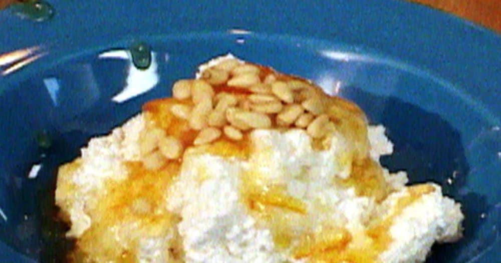 Fresh Buffalo Milk Ricotta with Orange Marmalade , Honey and Toasted ...