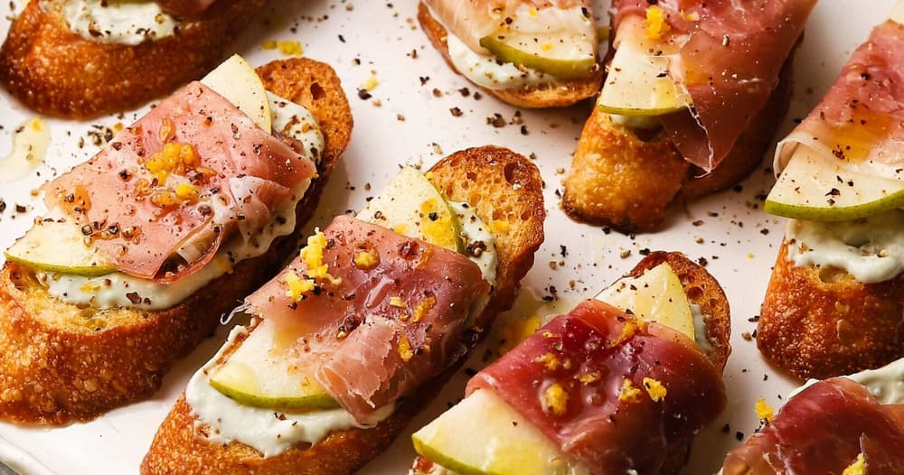 Pear and Prosciutto Crostini with Punchfork