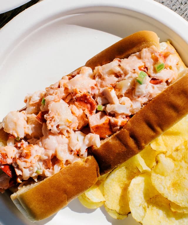 Larsen’s Lobster Rolls Punchfork