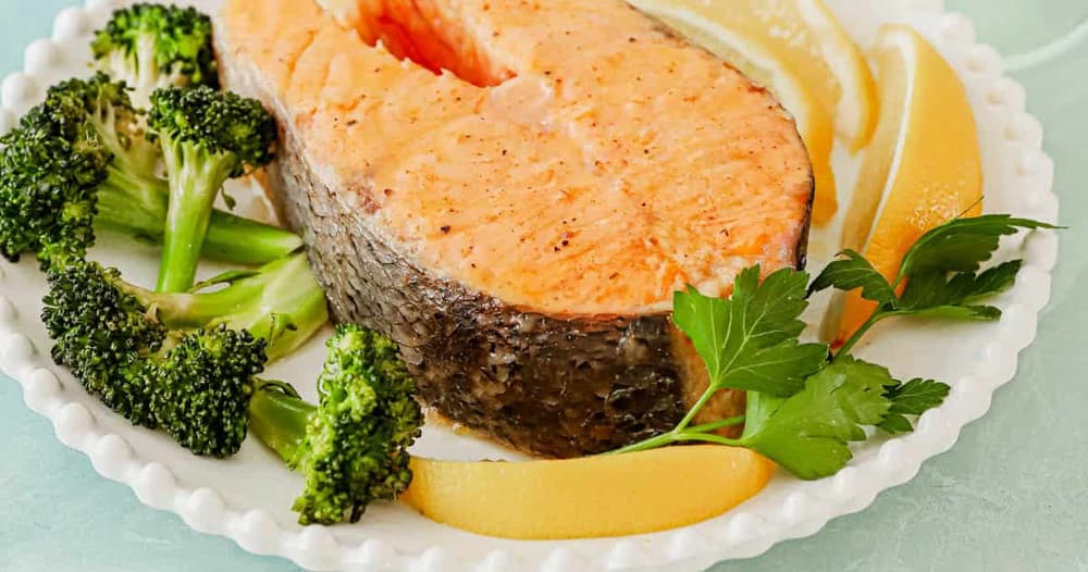 Salmon Steaks With Herbed Lemon Butter