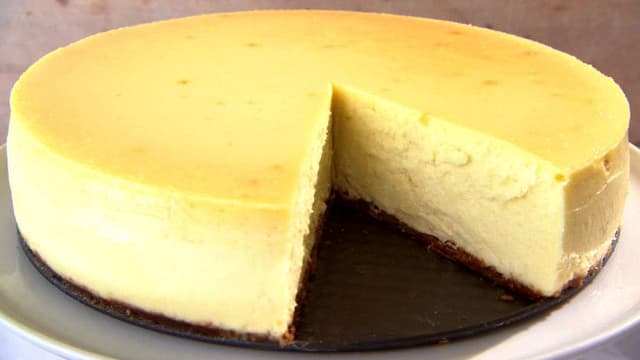 Martha&rsquo;s New York-Style Cheesecake | Punchfork