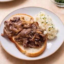 Hot Open-Face Roast Beef Sandwiches | Punchfork