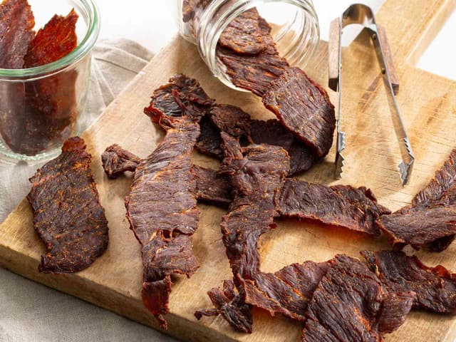 homemade beef jerky nutrition facts