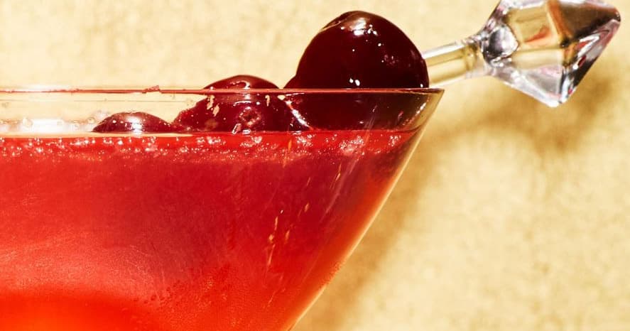 Cran Royale (Cranberry, Campari, Sparkling Wine Cocktail) | Punchfork