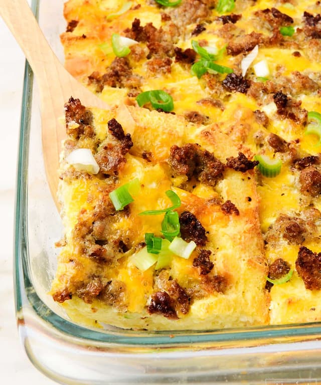 easy-make-ahead-breakfast-casserole-punchfork