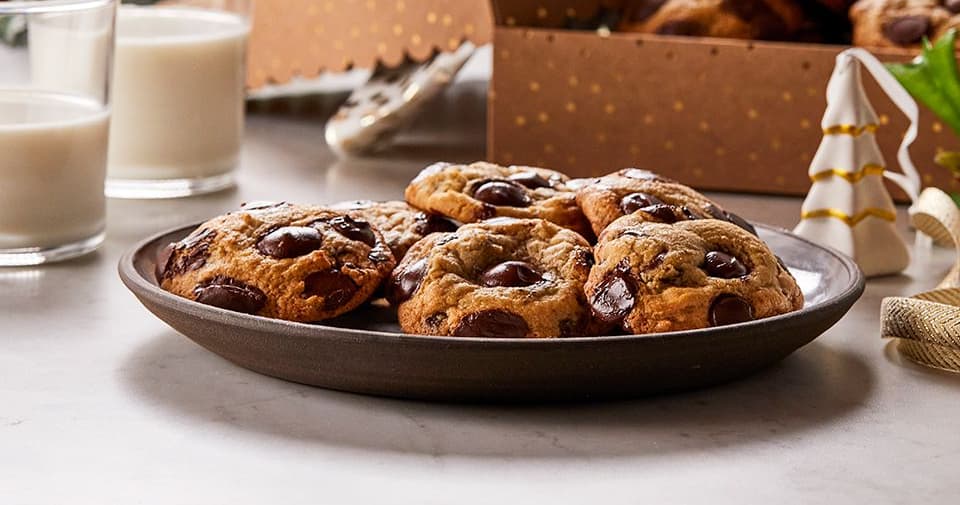 Ghirardelli Classic Chocolate Chip Cookies - Punchfork