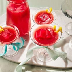 Kentucky Oaks Lily Drink | Punchfork