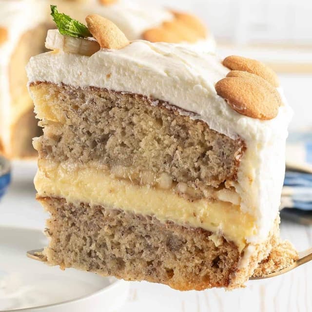 Banana Pudding Layer Cake Recipe: Irresistibly Creamy & Easy